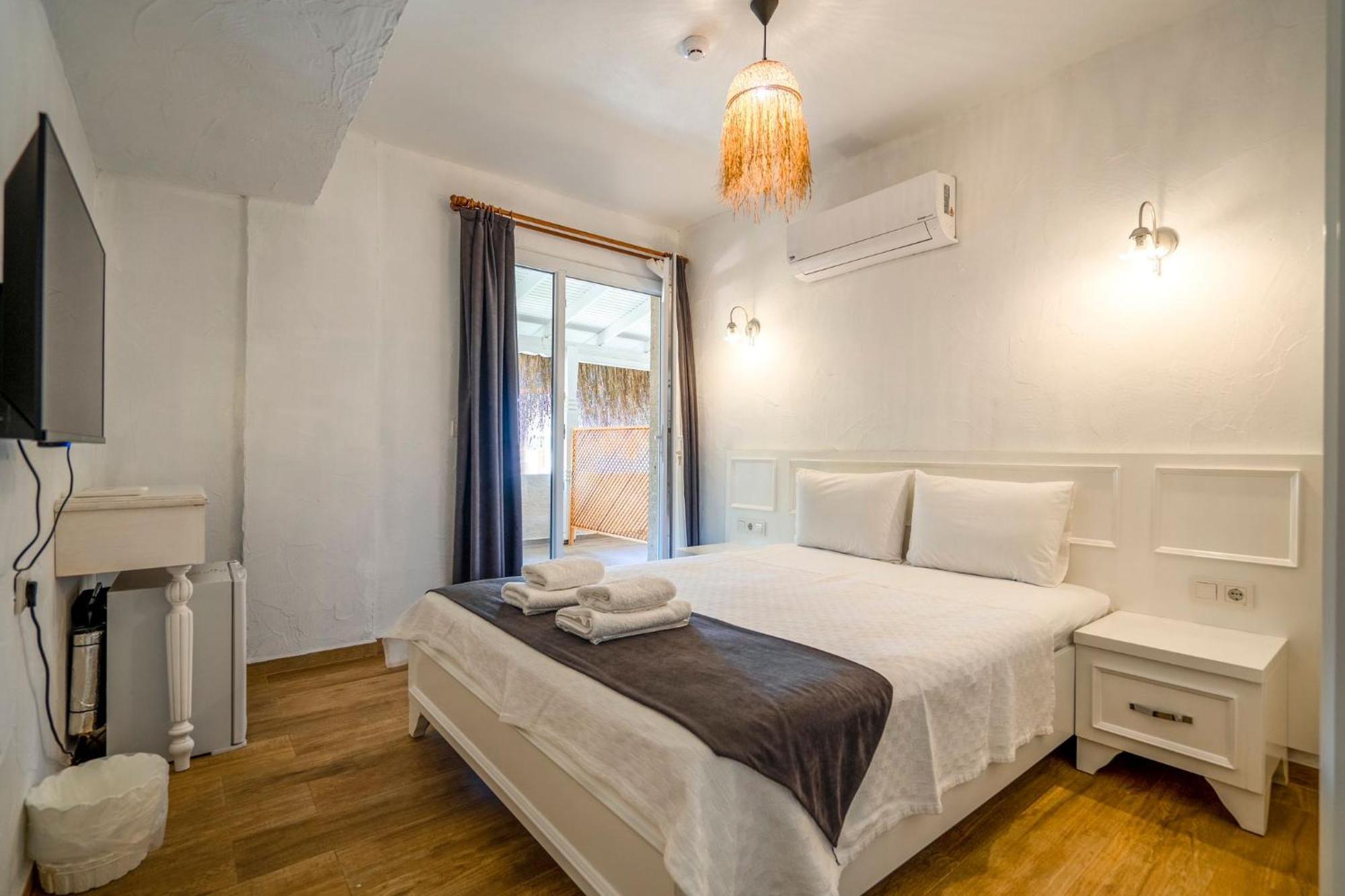 Londia Otel Alaçatı Eksteriør bilde